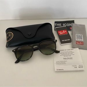 New Ray-Ban Sunglasses Authentic